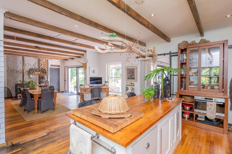 7 Bedroom Property for Sale in Somerset West Western Cape